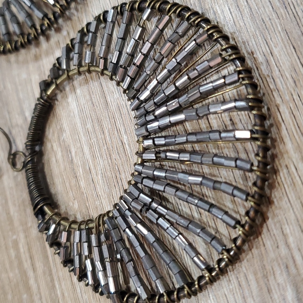 Dangle earrings - Picture 2 of 3